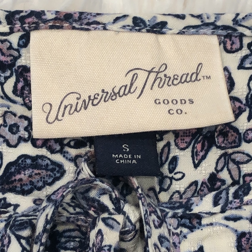 Universal Thread top - Picture 4 of 12
